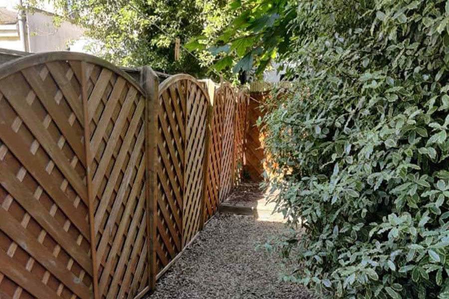 fencing services cork timber fencing contractors cork